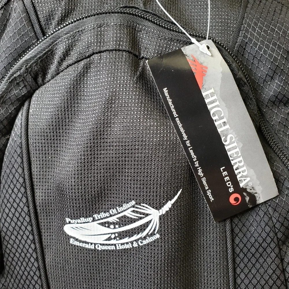 High Sierra For Leed's‎ Hydration H20 Backpack Black Hiking Camping Outdoor NWT